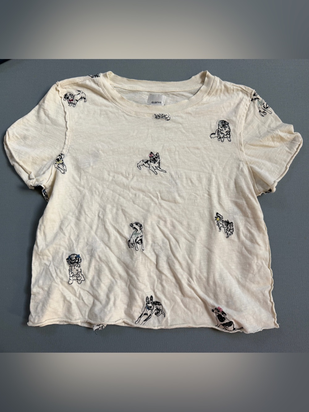 Women’s Maeve embroidered dog tee size small